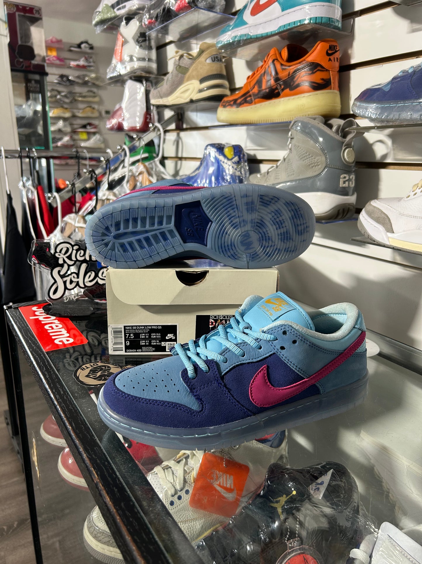 Run The Jewel SB Low
