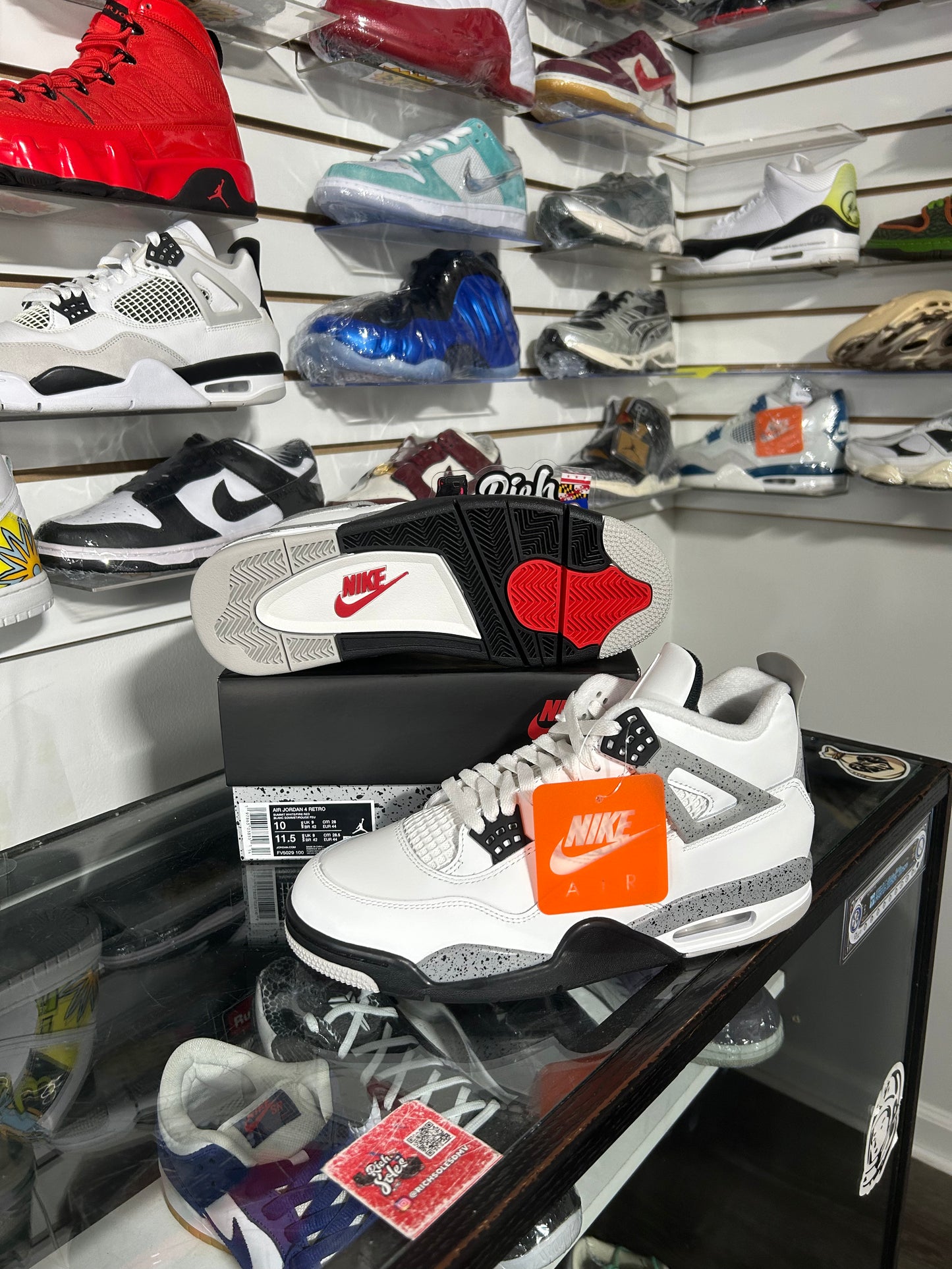 White Cement 4’s