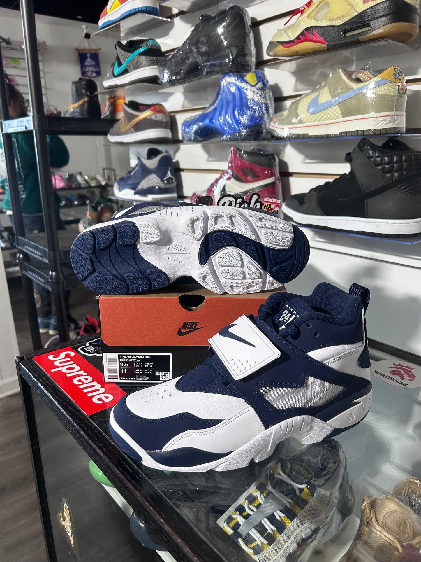 Diamond Turf ‘Cowboys’