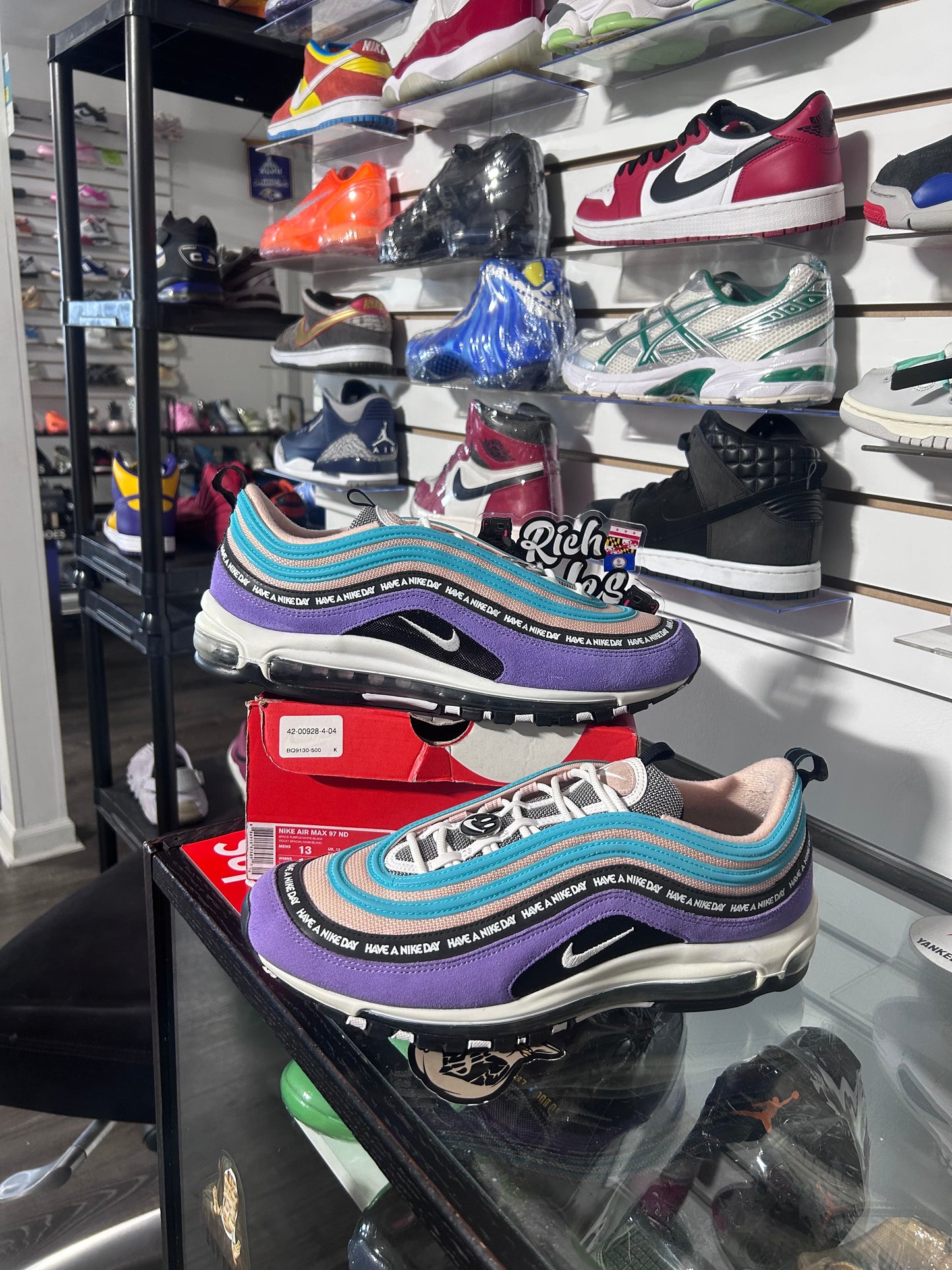 AM 97 ‘Have a Nike Day’