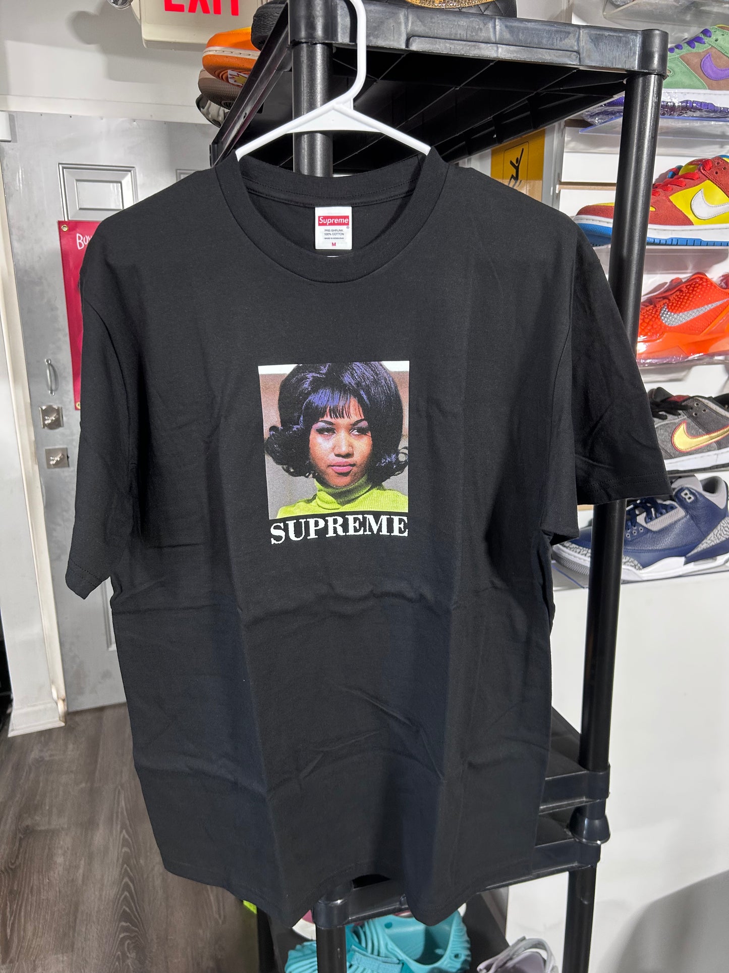 Aretha Tee