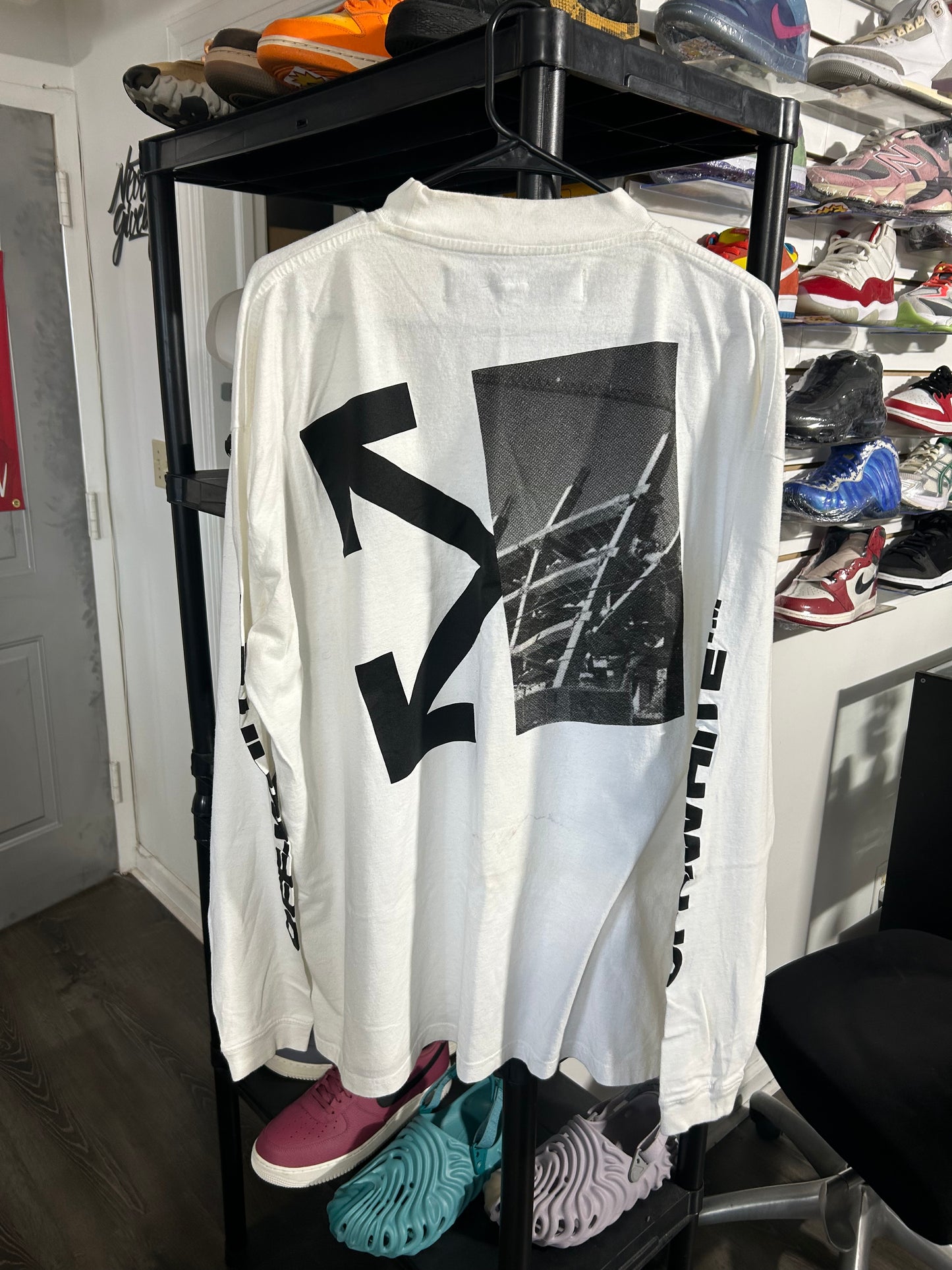 Arrows L/S Tee