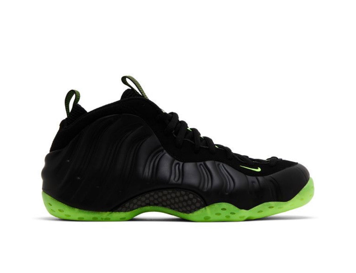 Foamposite One ‘Black Volt’