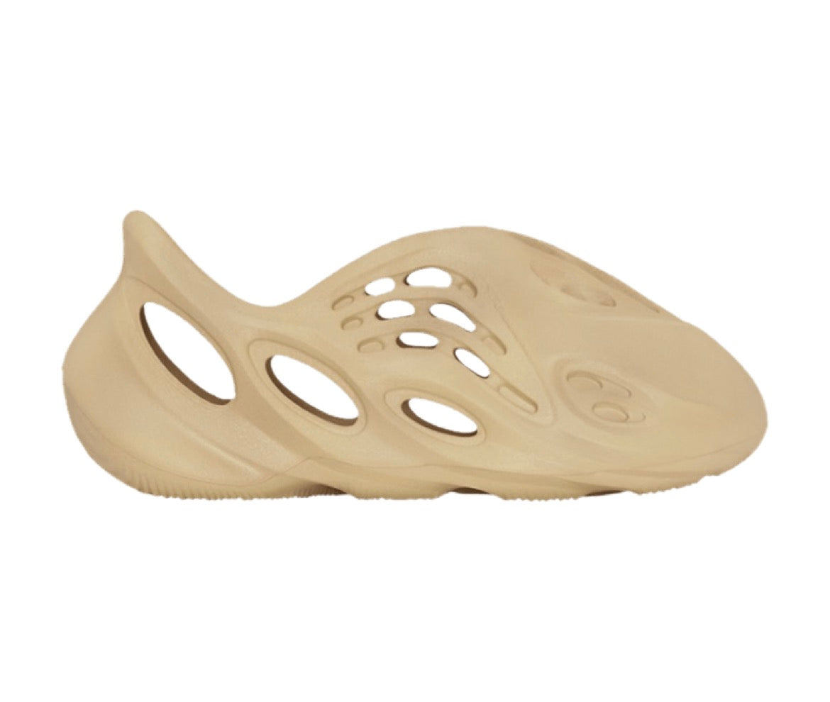 Yzy Desert Sand Foam RNR