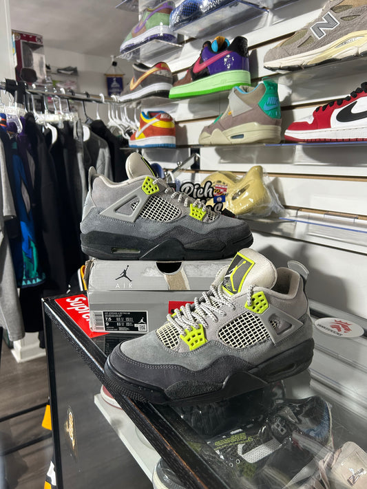 SE 95 Neon 4’s