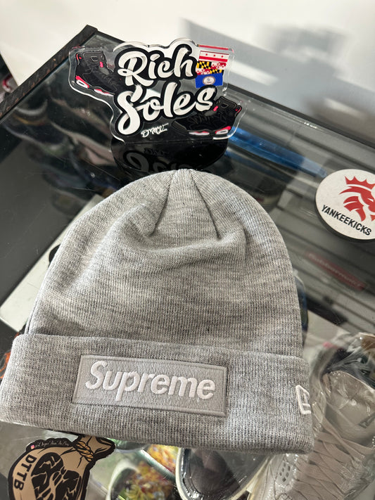 New Era Box Logo Beanie