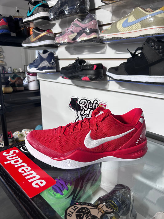 Kobe 8 ‘University Red’