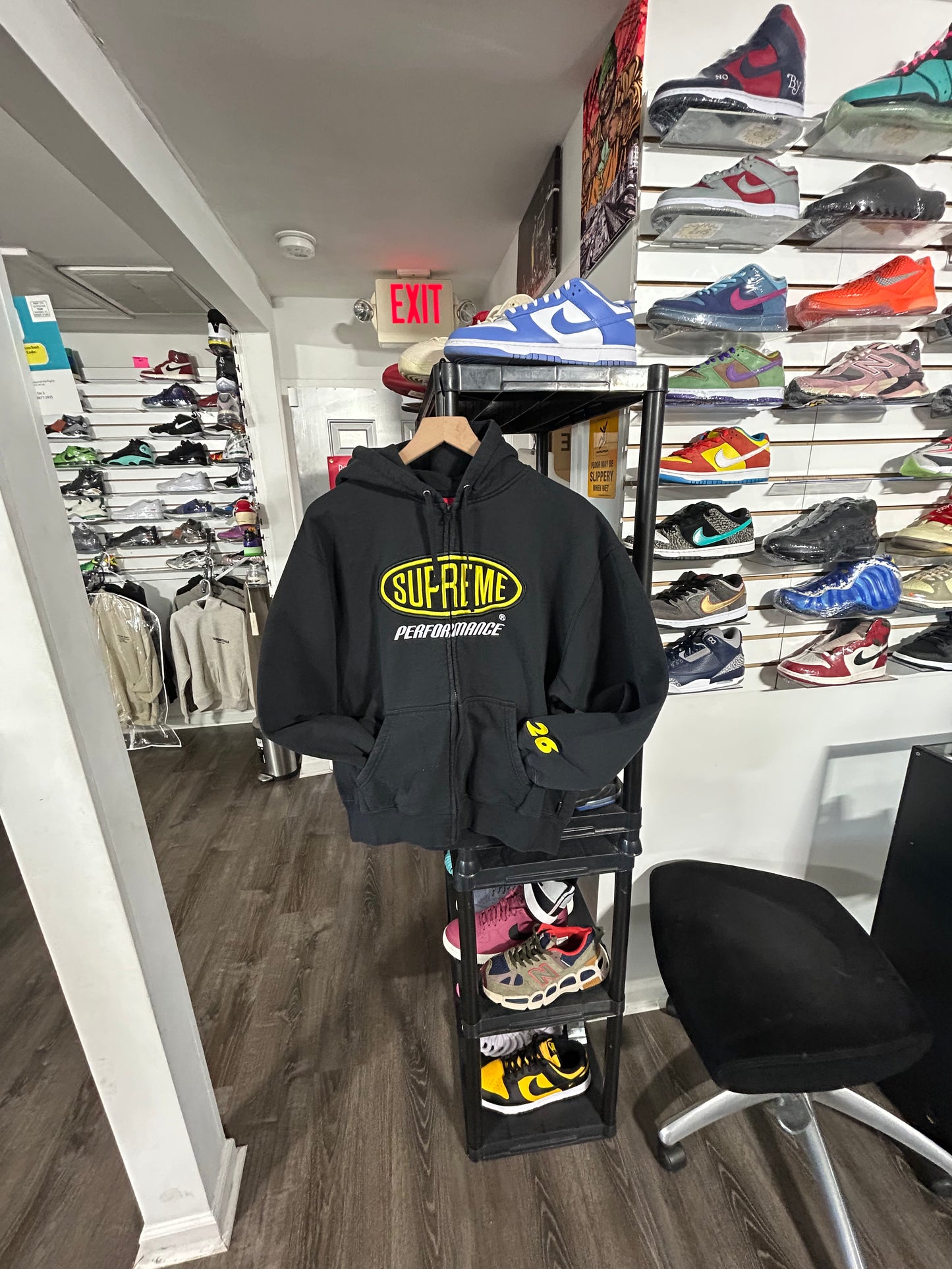 Performance Zip Up ‘Black’