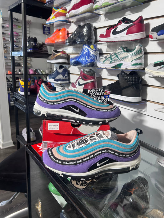 AM 97 ‘Have a Nike Day’