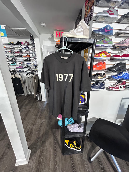 1977 Tee