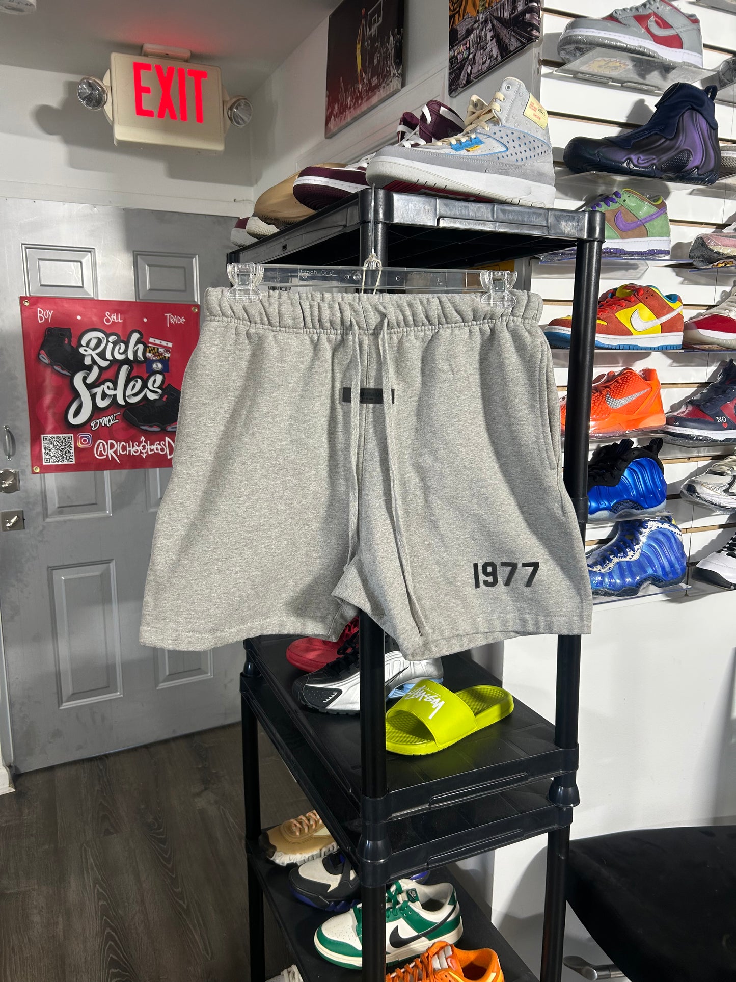 Essential Shorts 1977